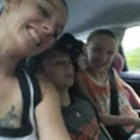 Meet your Posher, Shannon - Picture 1 of 1